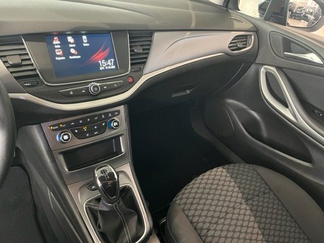 Fahrzeugabbildung Opel Astra Lim. 1.0 EDITION NAVI/PDC/WINTER/NEBEL/LED