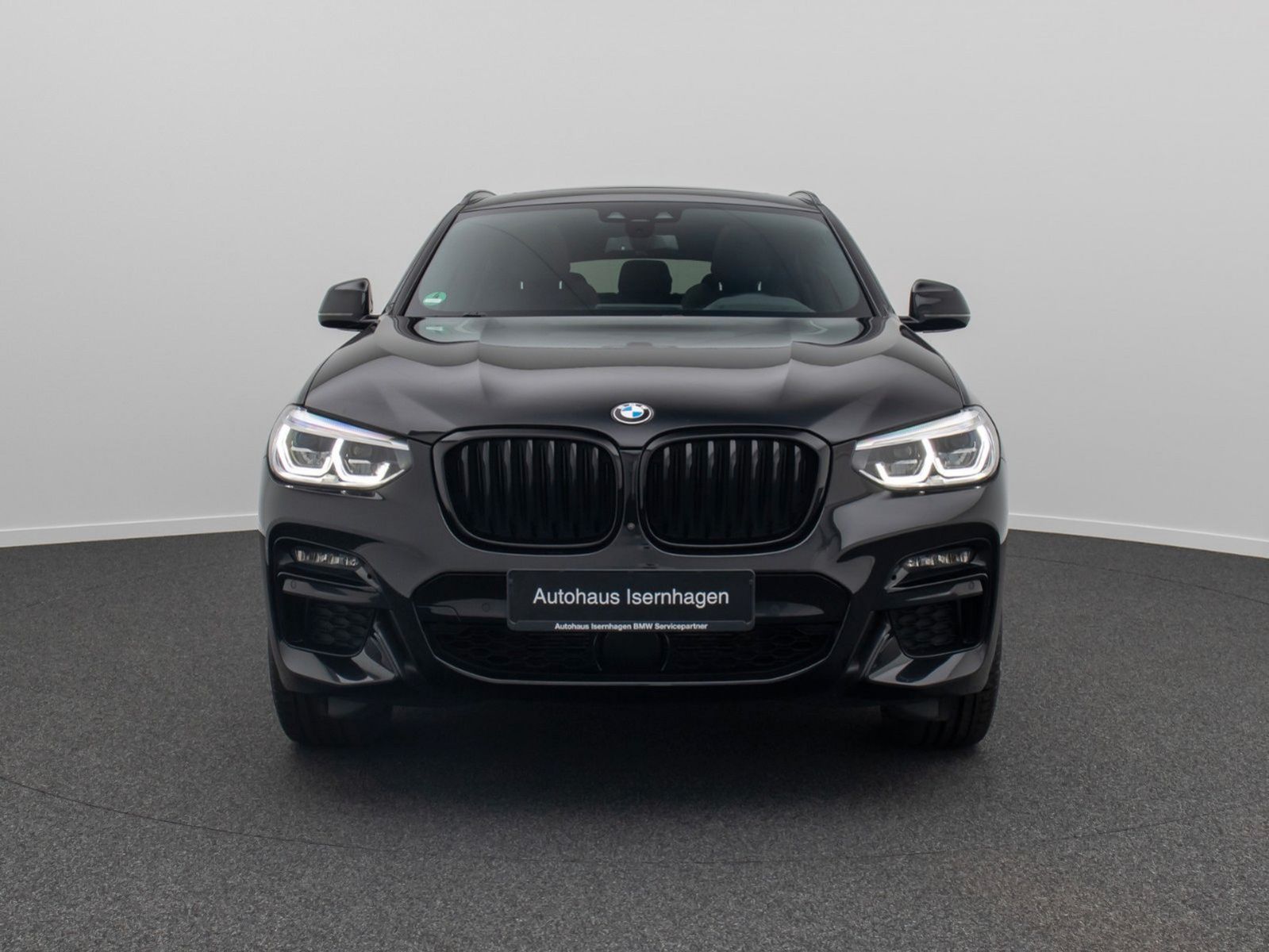 Fahrzeugabbildung BMW X4 M40 i Panorama 360° HUD DAB H/K DisplKey AHK