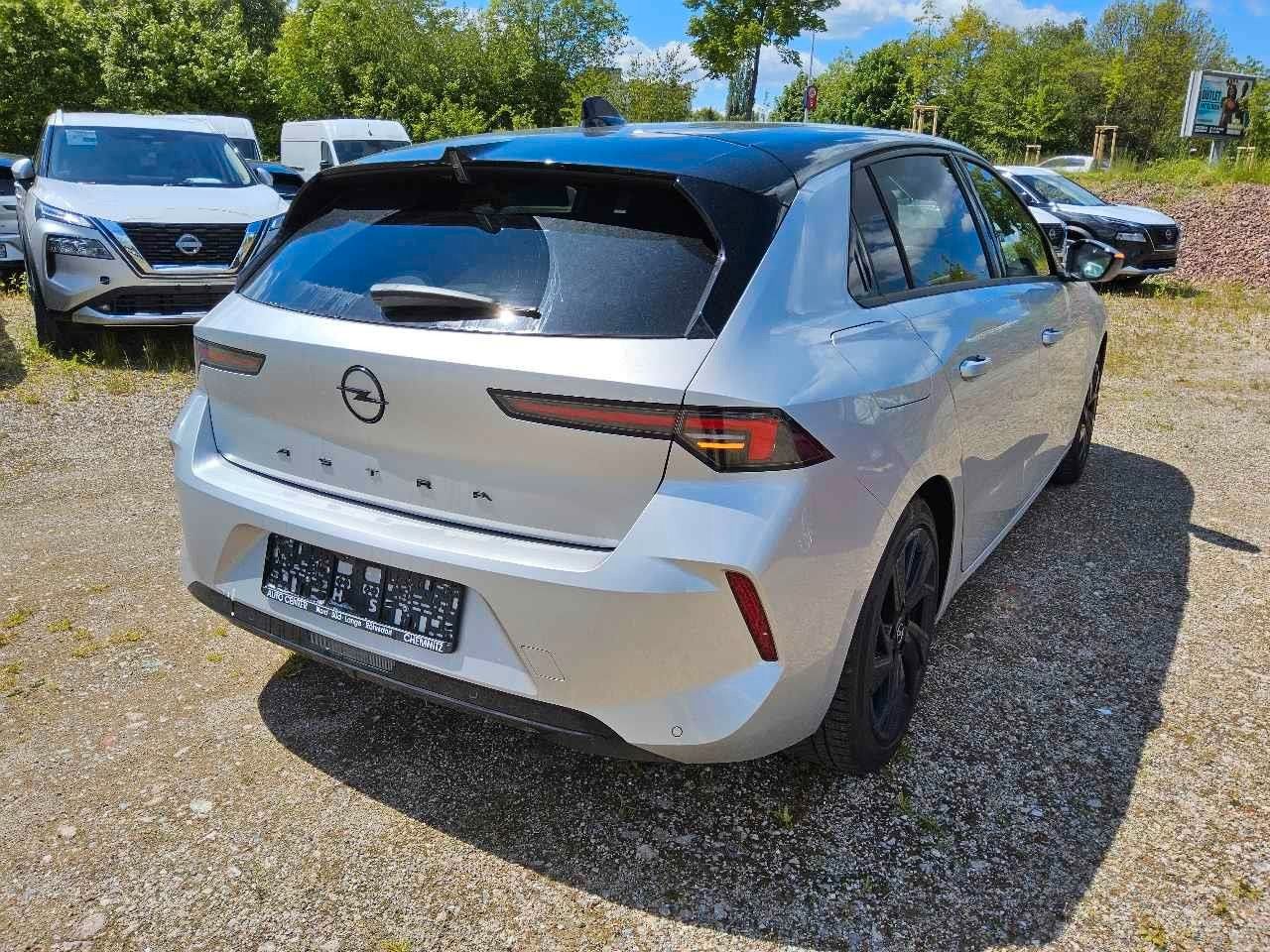 Fahrzeugabbildung Opel Astra L Lim. 1.2T GS LINE NAVI/LED/KAMERA/SPORT