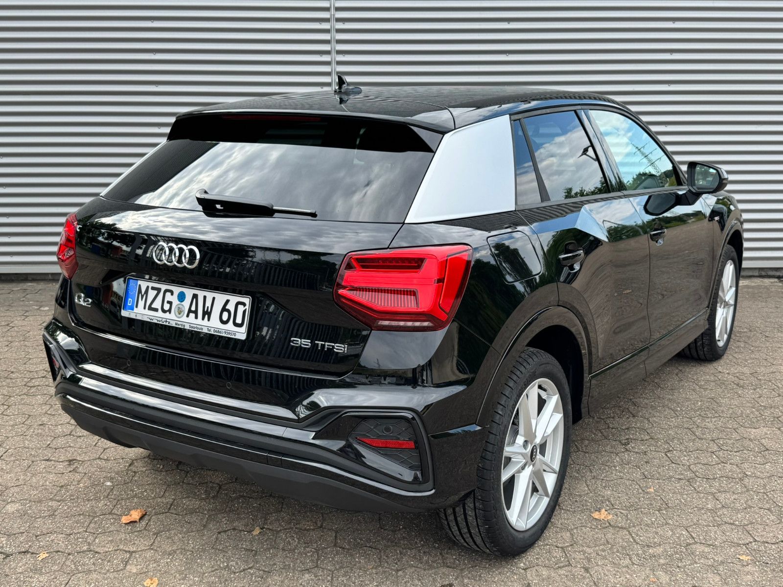 Fahrzeugabbildung Audi Q2 35 TFSI S line Navi ACC