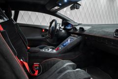 Huracán STO 2023 MATT RED SPECIAL