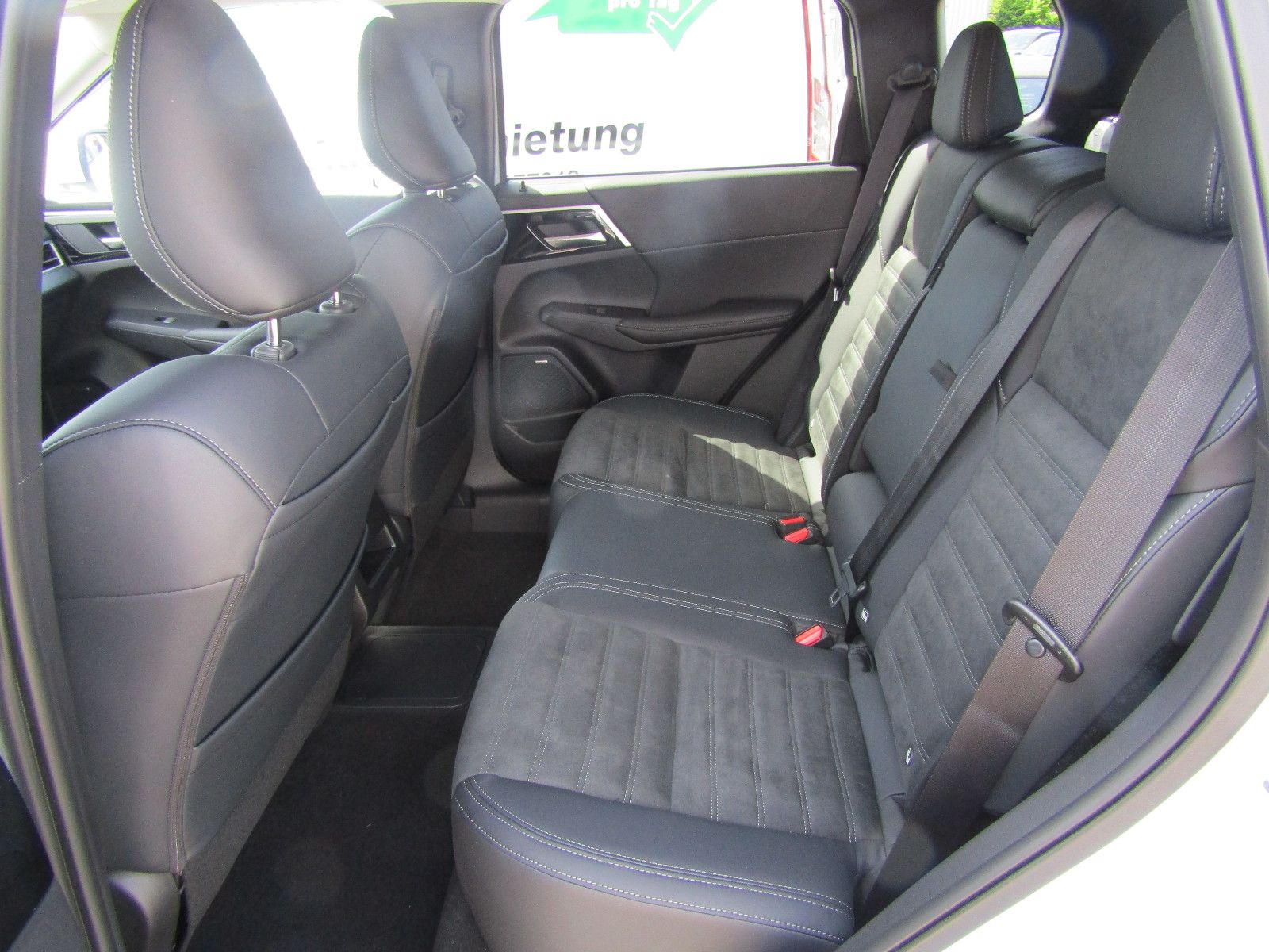 Mitsubishi Outlander - Bild 6