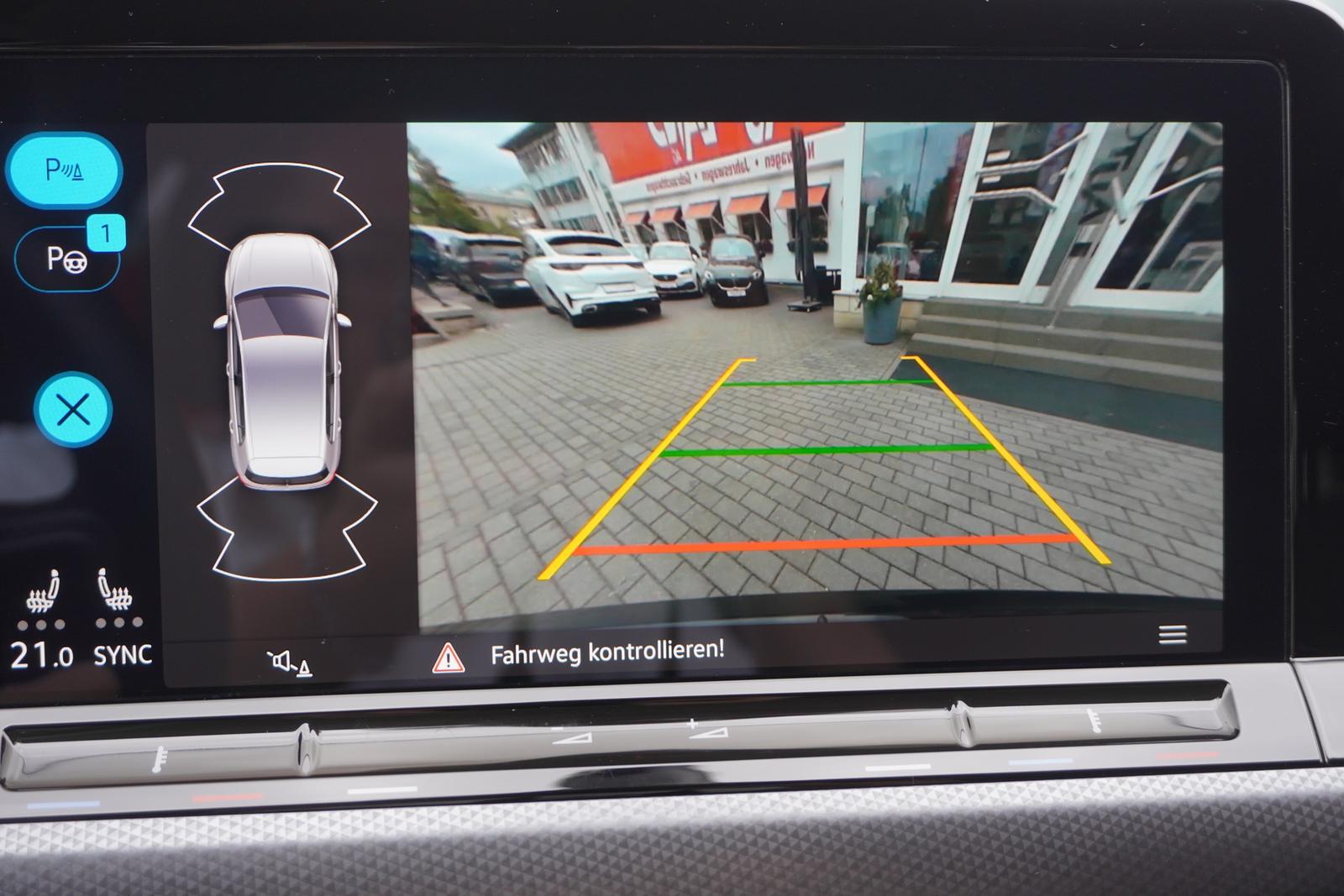 Volkswagen Golf 1.5 TSI Active LED+ HUD Standheizung Navi, миниатюра 15