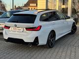 BMW 330 e Touring M SPORT MEMORY PANO PA+ HUD HK AHK - BMW 330 in Hamm