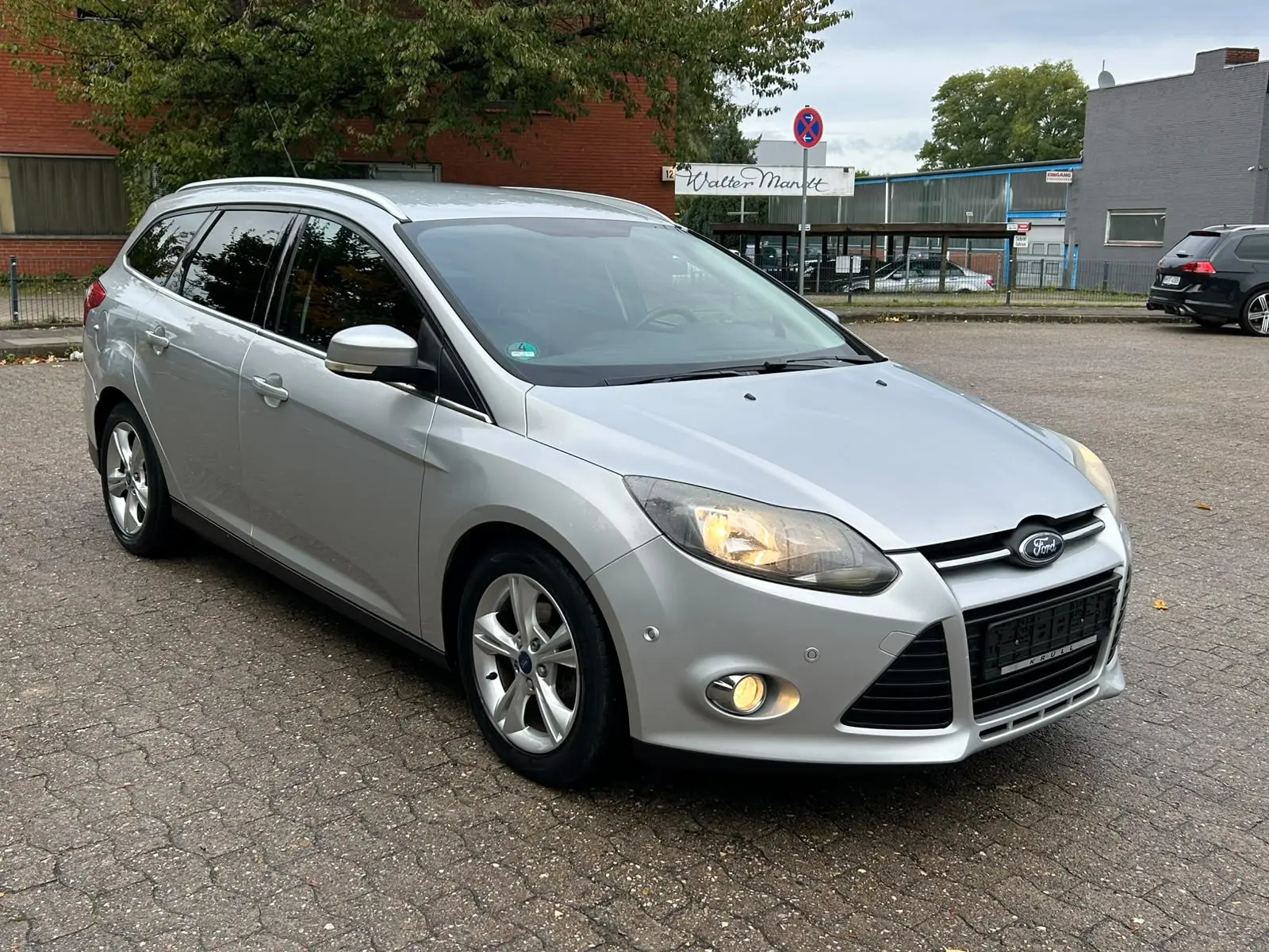 Ford Focus 2012 — photo 8