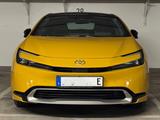 Toyota TOYOTA PRIUS Plug in Hybrid / Advanced / Gelb - Toyota Prius: Advanced