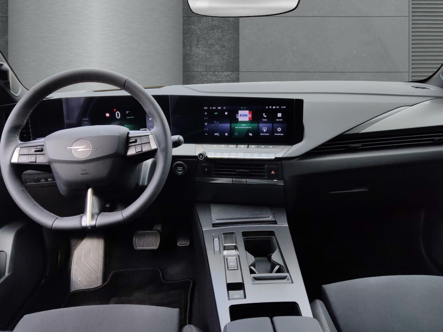Opel Astra Electric ST Ultimate 58kWh NEUES MODELL AH
