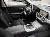 BMW 318d ADVANTAGE+SHZ+AUT+LED+LC PROF - BMW 318
