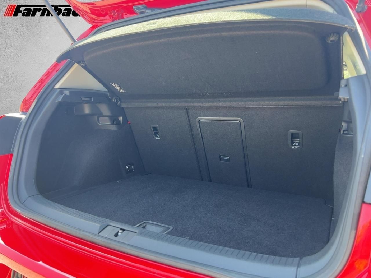 Fahrzeugabbildung Volkswagen Golf VII Lim. Highline BMT