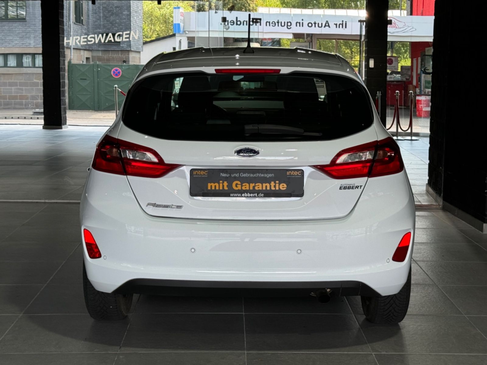 Fahrzeugabbildung Ford Fiesta Cool & Connect/APPLE/8-FACH/SZHZ/