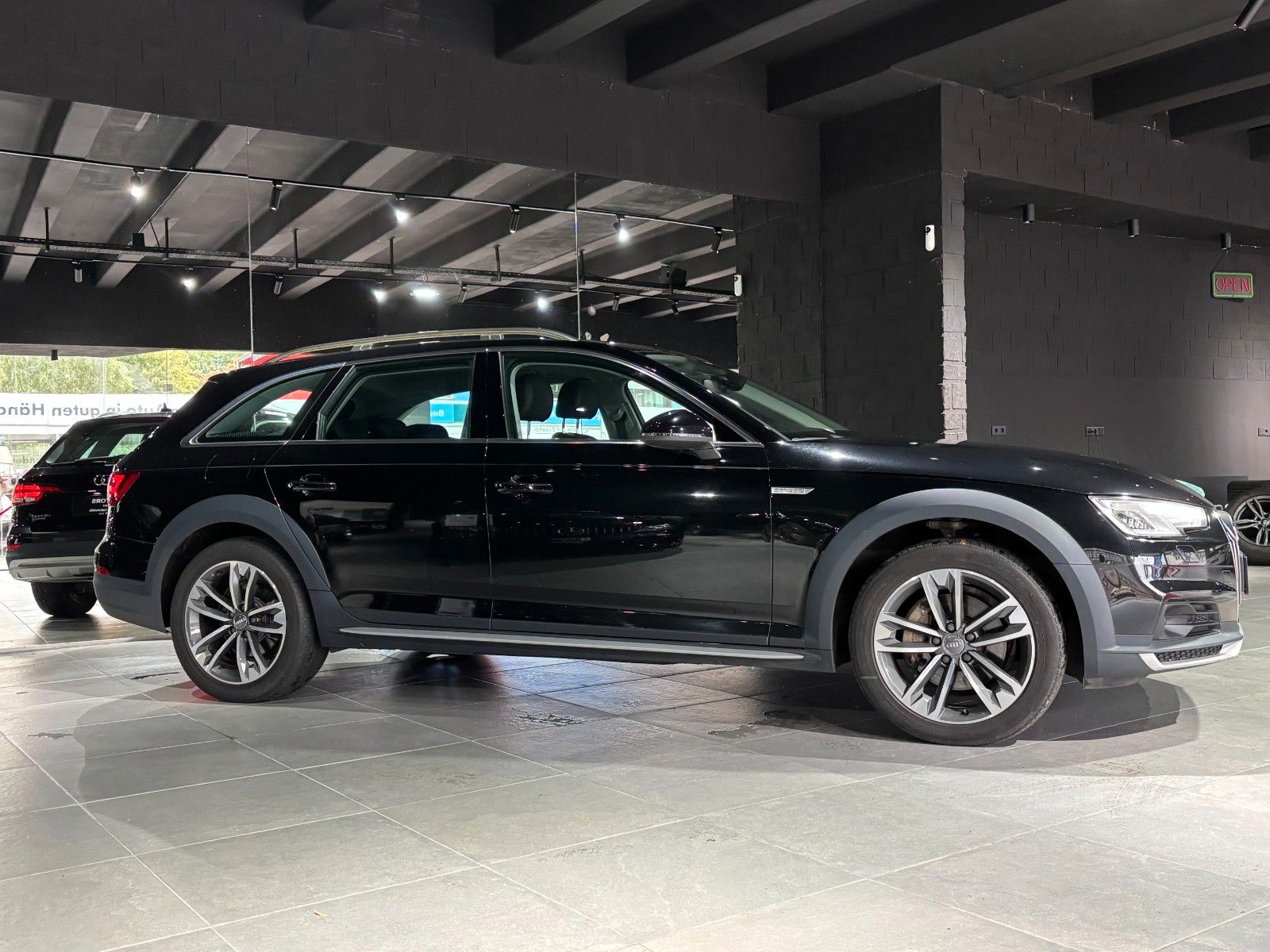 Fahrzeugabbildung Audi A4 Allroad quattro *Automatik*SHZ*LED*NAVI*ACC*