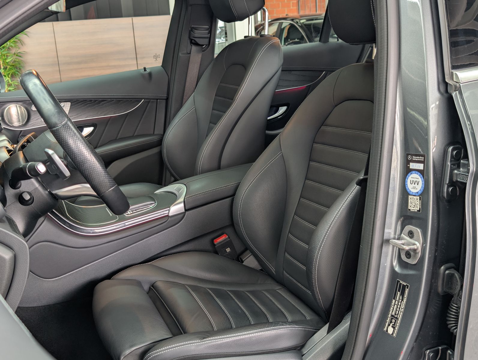Fahrzeugabbildung Mercedes-Benz GLC 220 d Coupé 4M AMG PANO*360*HuD*MEMO*20"Voll