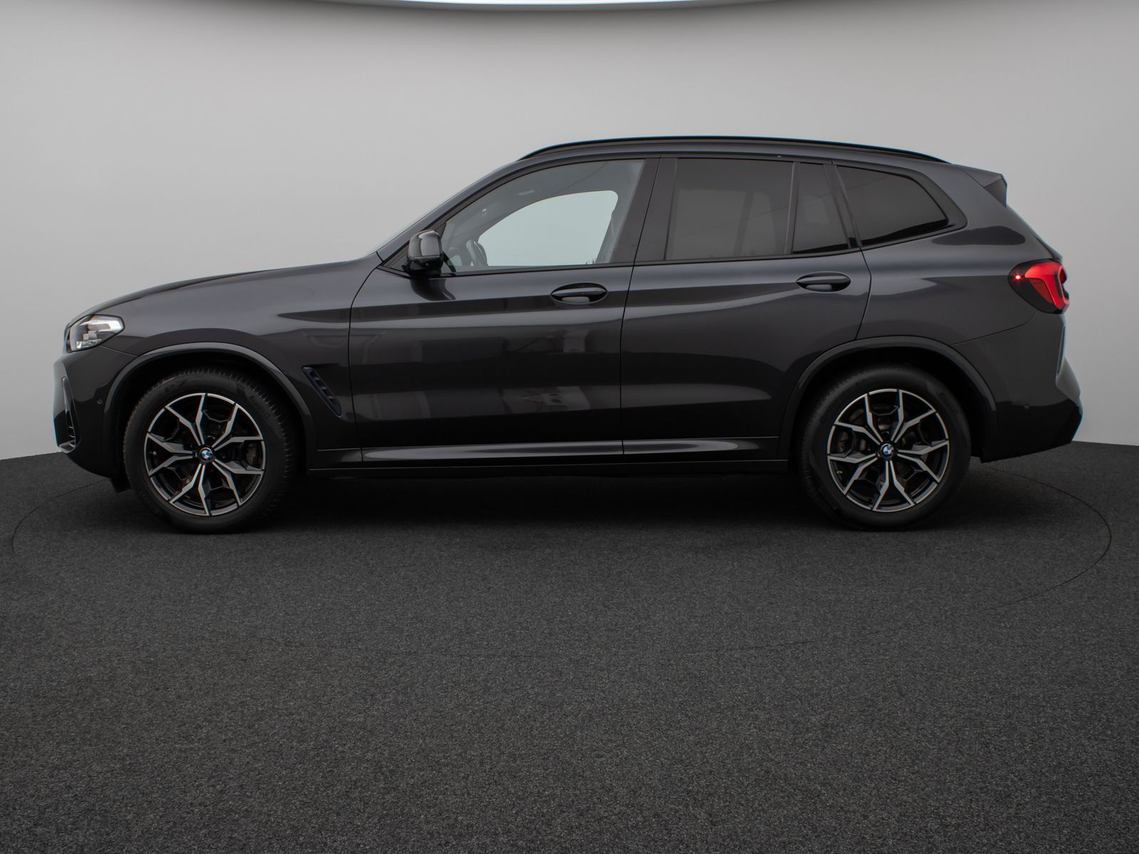 Fahrzeugabbildung BMW X3 xD20d M Sport Panoram 360°DAB Lenkrhz Komfort