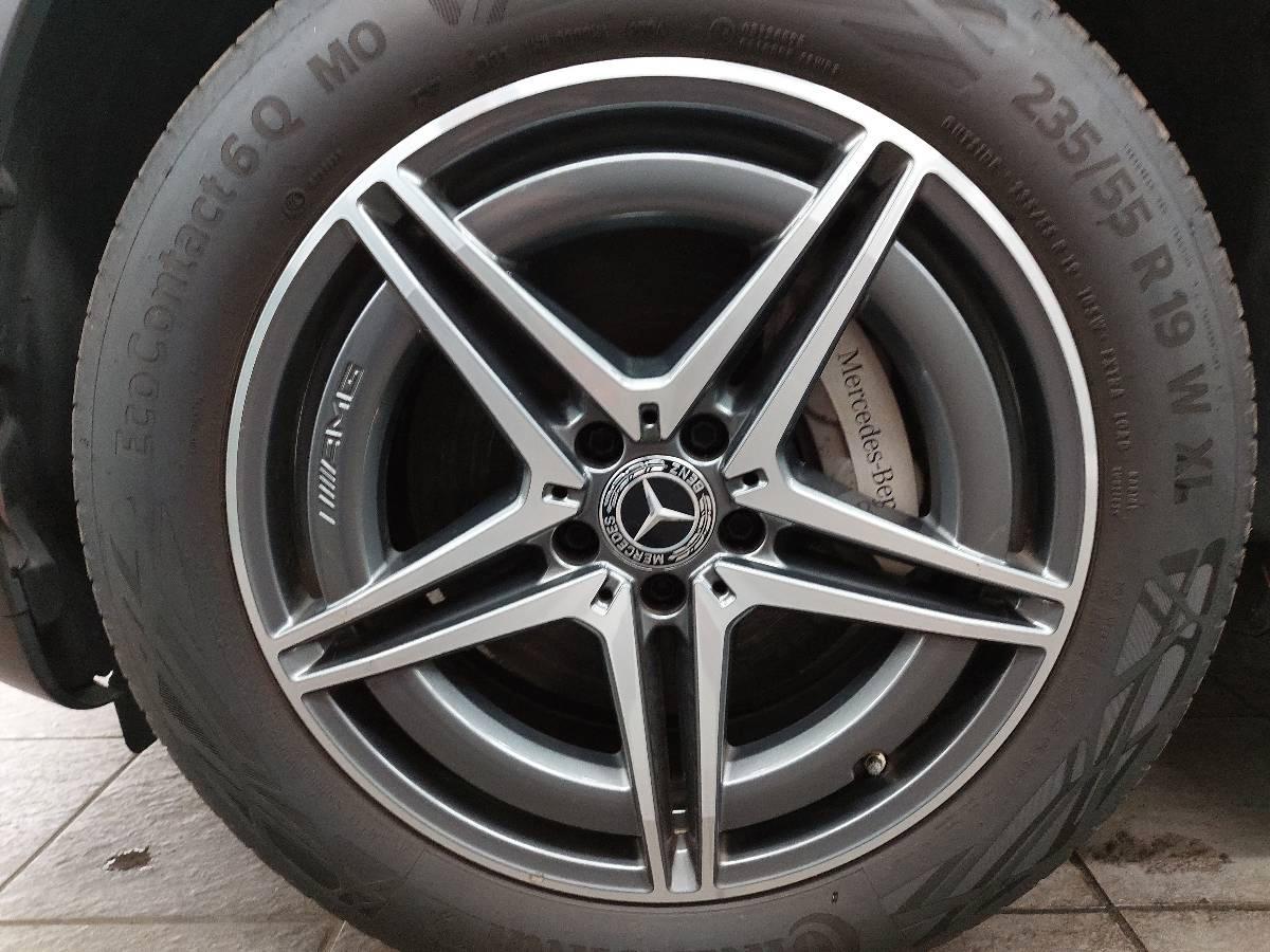 Mercedes-Benz EQC 400 4MATIC AMG Line NAVI LED SHZ PDC