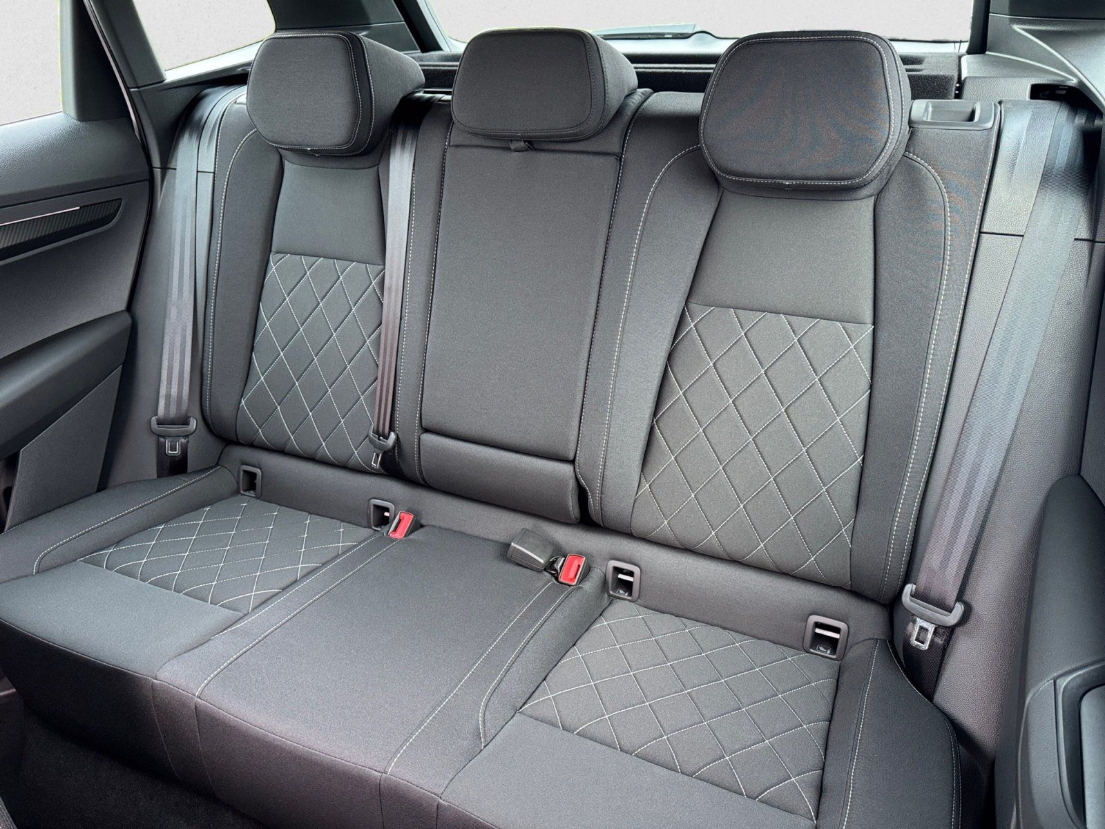 Skoda Karoq - Bild 10