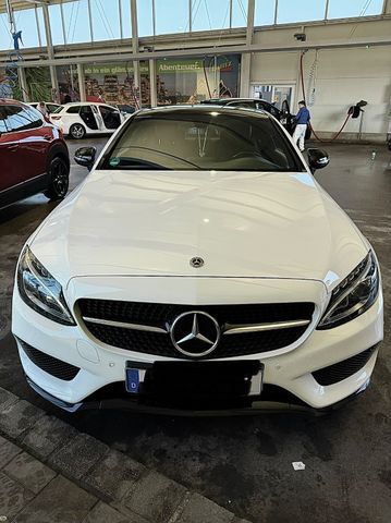 MERCEDES-BENZ C 180 AMG Line Night Edition Autom.