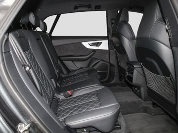 Audi Q8 - 10