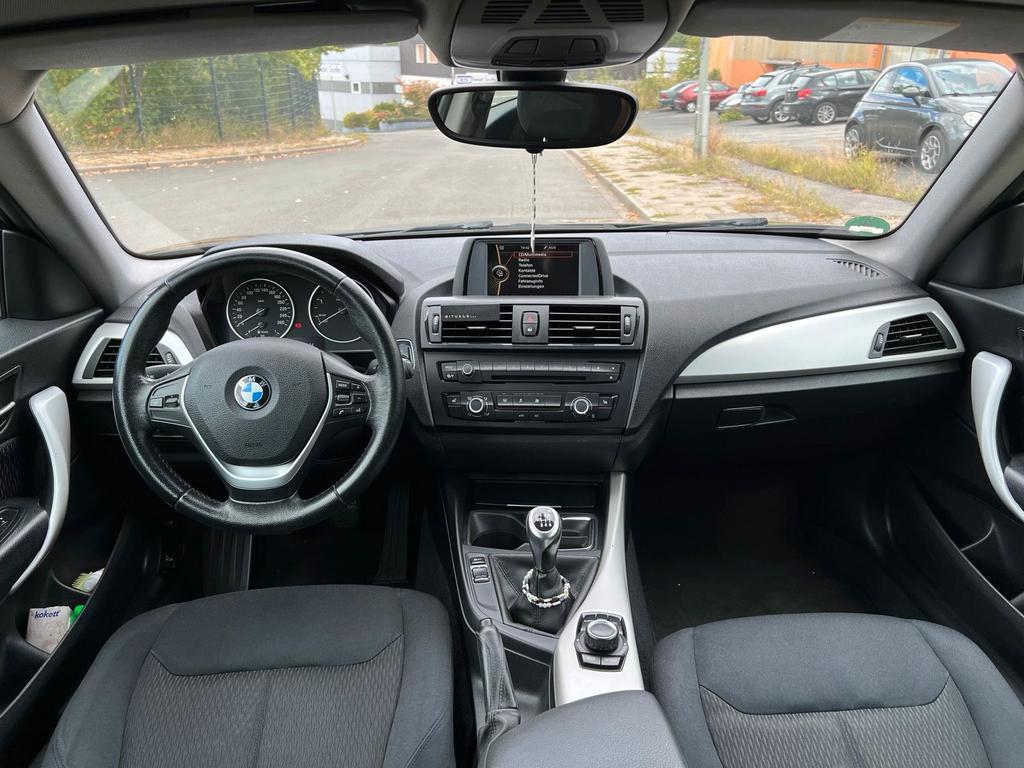 BMW 114