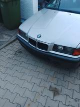BMW 320i 320i - BMW 320 aus 1993