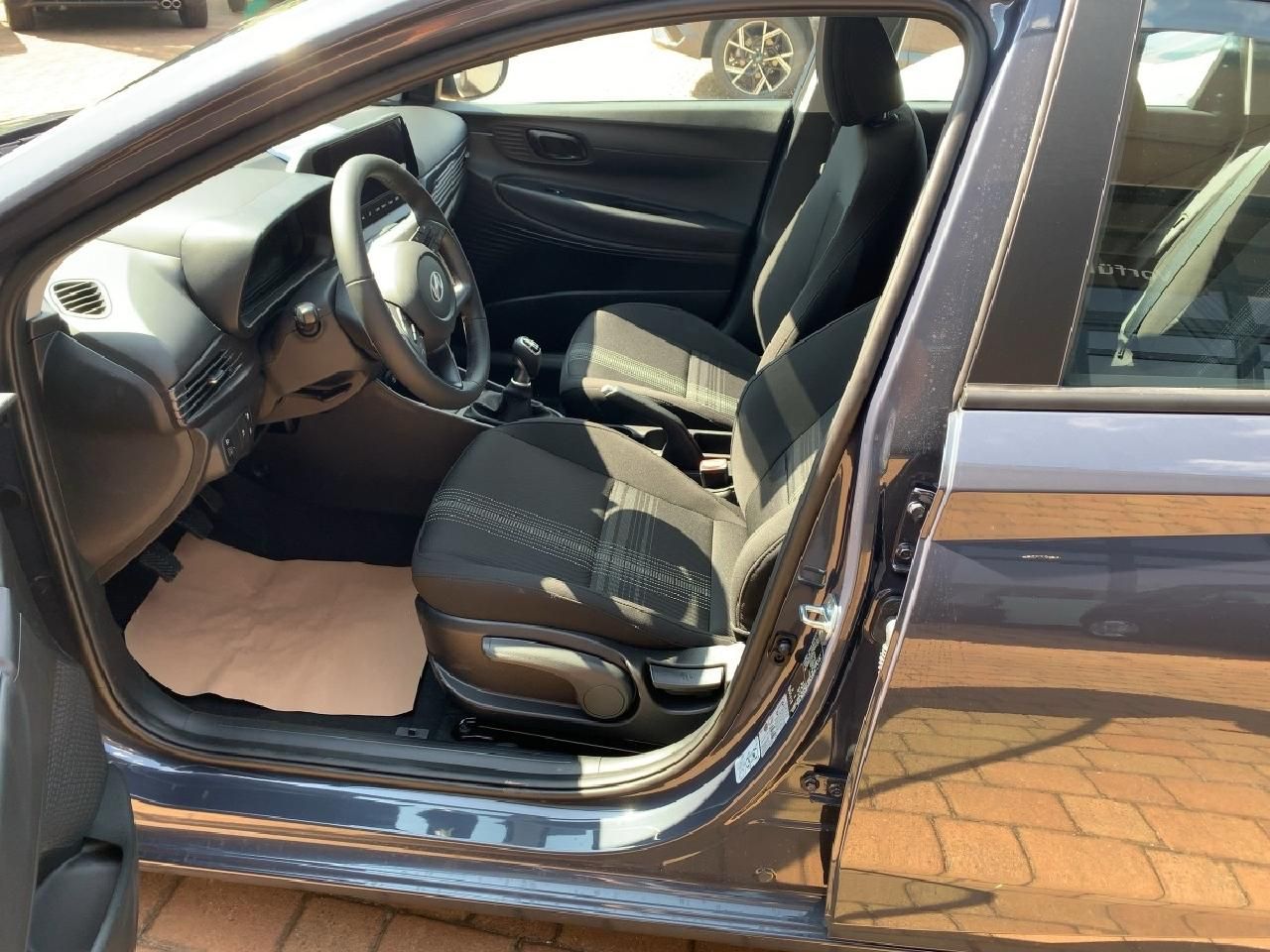 Fahrzeugabbildung Hyundai i20 Select Funktionspaket