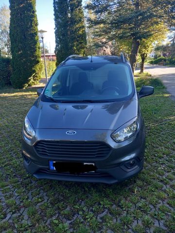 Ford Transit Courier