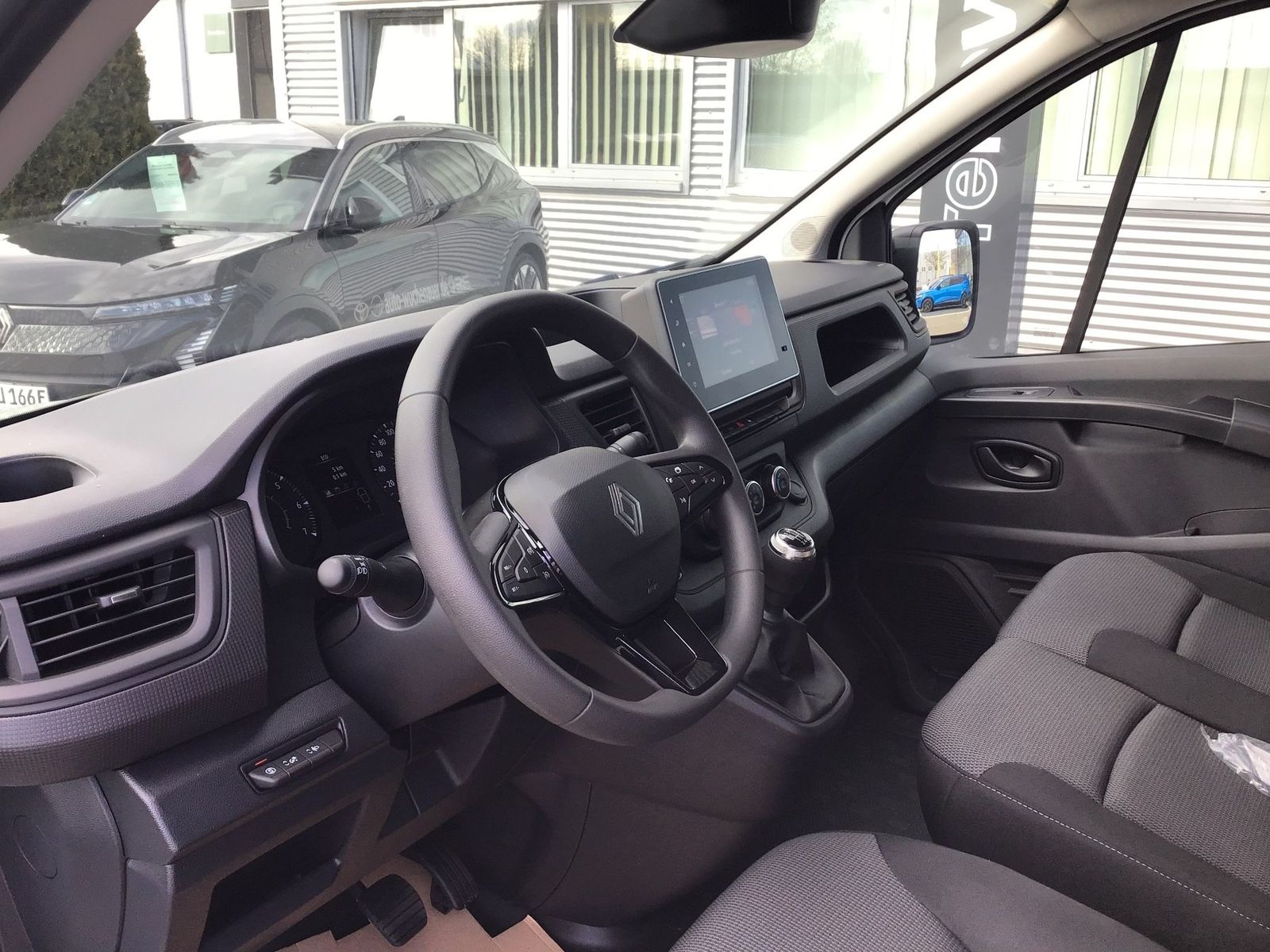 Fahrzeugabbildung Renault Trafic Lkw Komfort L2H1 3,1t Blue dCi 130 MY24