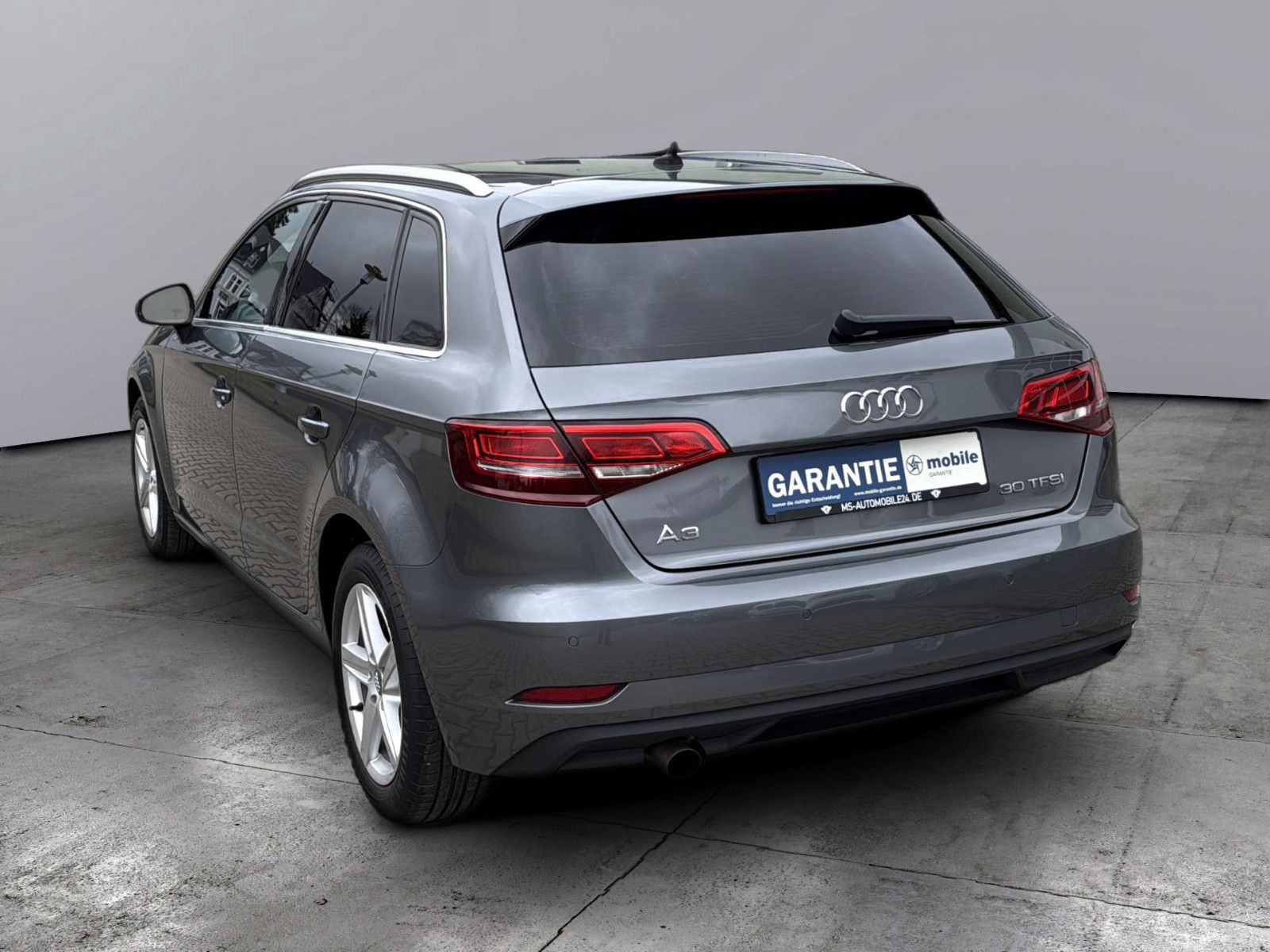 Fahrzeugabbildung Audi A3 Sportback 30 TFSI basis