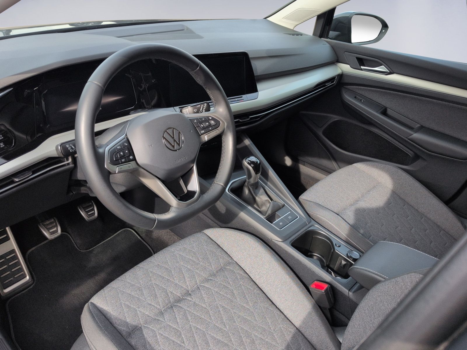Golf VIII 1.5 TSI Move GRA+LED+NAVI+APP