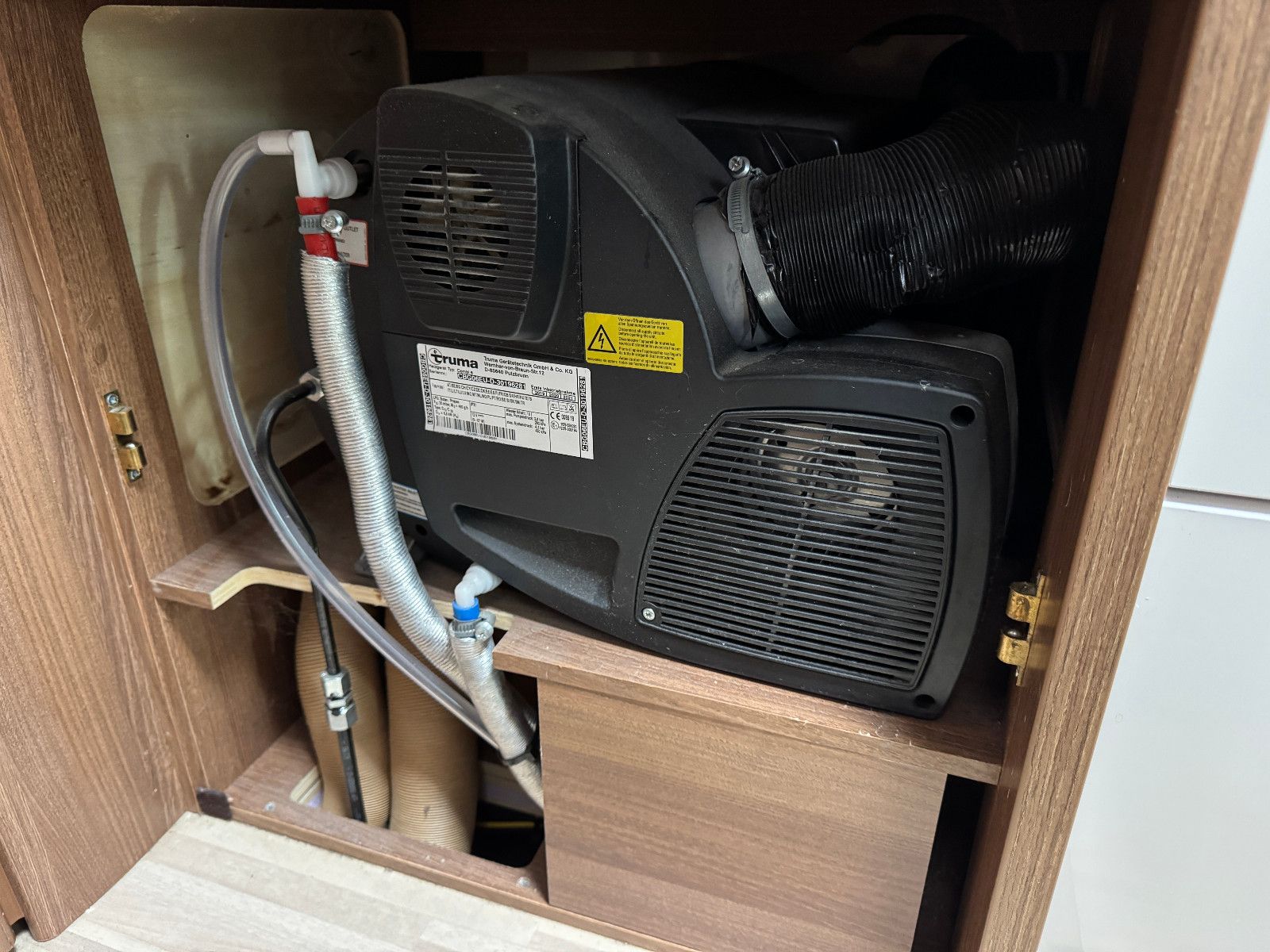 Fahrzeugabbildung Carthago C-Tourer T 148 LE H SOLAR TV SAT HUBBETT KAMERA