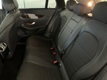 Mercedes GLC 300 - 9