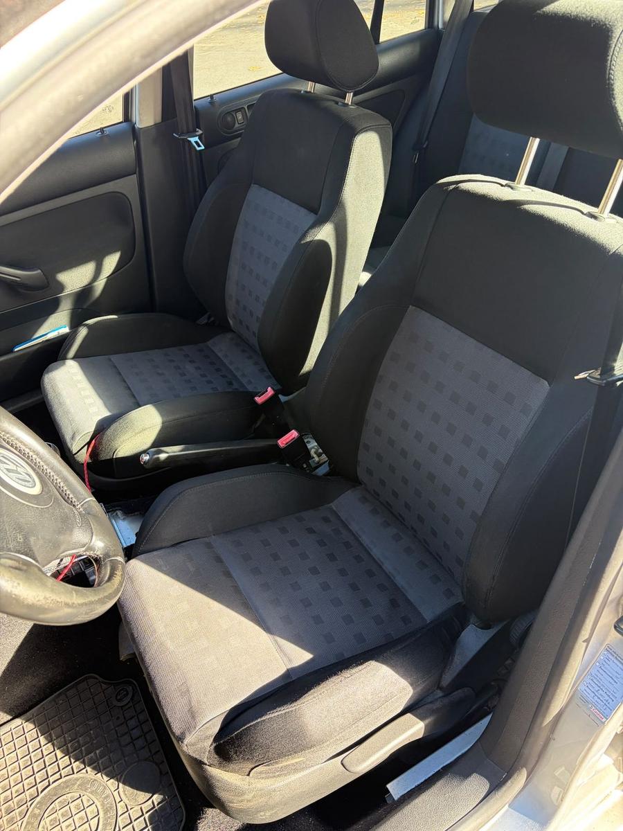 Volkswagen Golf 2005 — photo 12