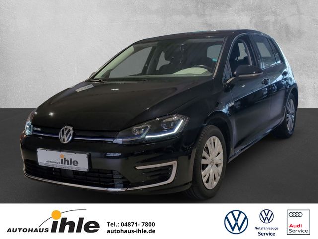 Volkswagen e-Golf VII 35,8kWh DYNAUDIO+BLUETOOTH+ACC