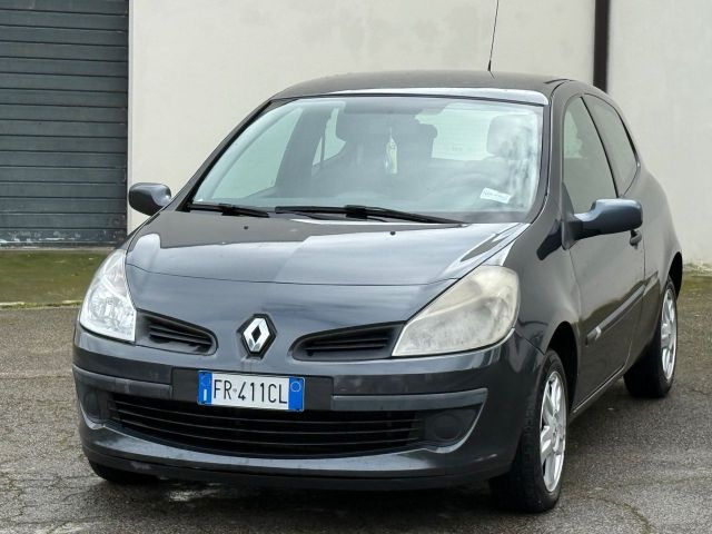 Renault Clio 1.2 16V 3 porte Luxe