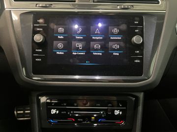 Bild 15 VW Tiguan 2.0 TDI DSG Active +LED+AHK+NAVI