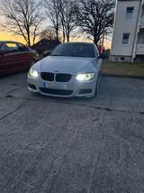 BMW E92 325i Coupe M-Paket / N53 /Tausch möglich - BMW mit Benzin-Antrieb: Coupe, Grau, 3.5