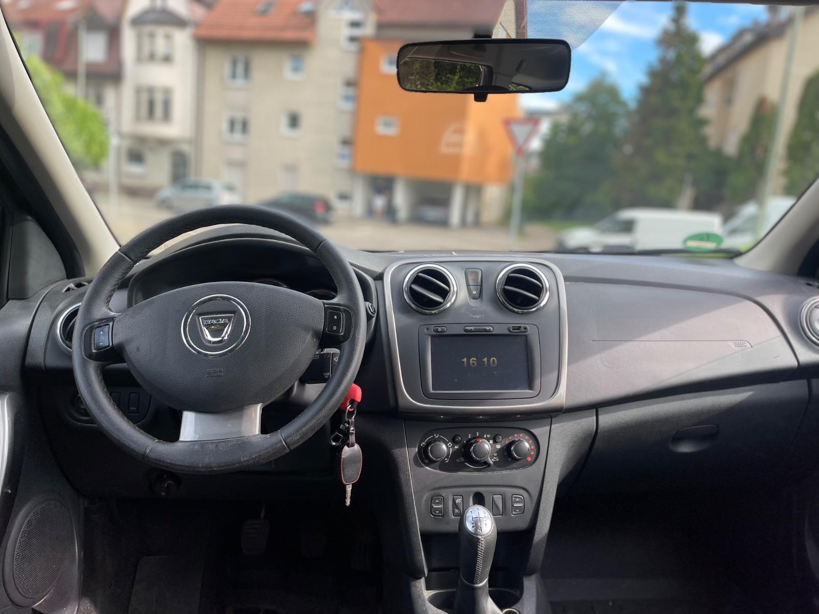Dacia Logan 2014 — photo 15