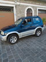 Suzuki Grand Vitara 2.0 turbodiesel 16V cat 3 po - blaue Suzuki Grand Vitara