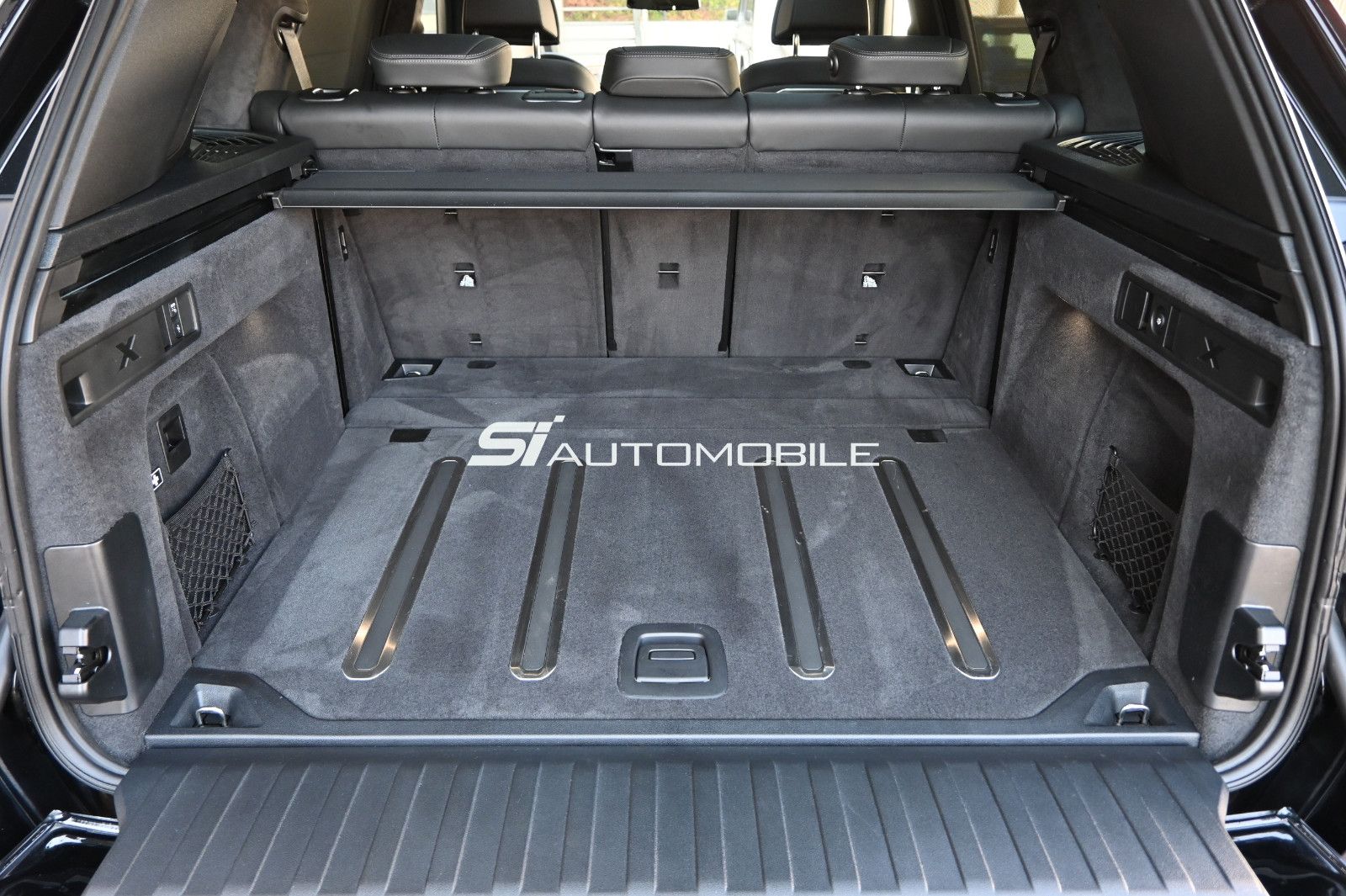 Fahrzeugabbildung BMW X5 xDr.30d °ACC°AHK°ALCANTARA°LUFT°MERINO°STHZG°