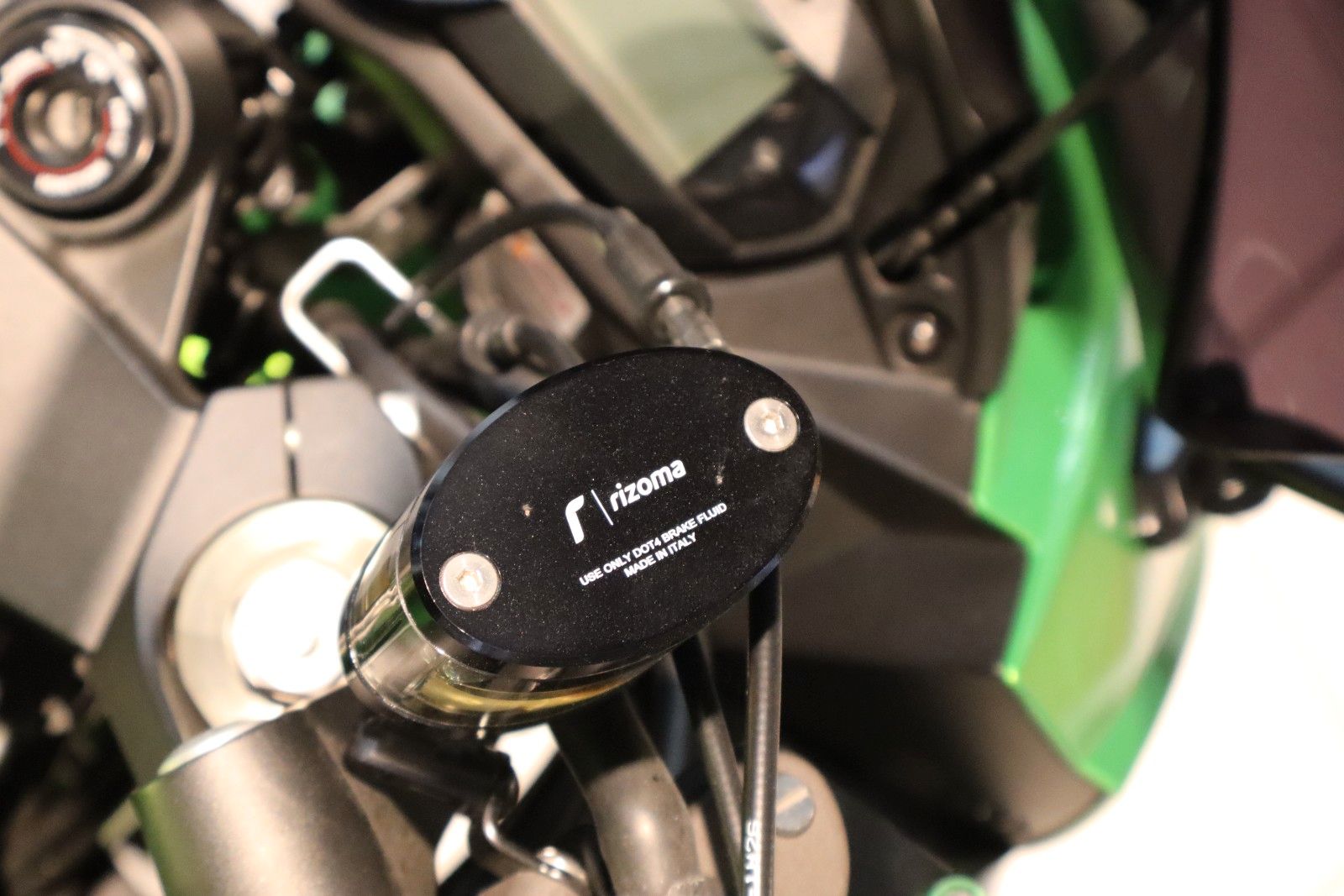 Fahrzeugabbildung Kawasaki Z 1000 SX ABS Top gepflegt!