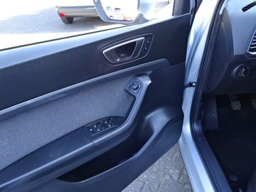 Fotografie 22 des Seat Ateca 1.5 TSI ACT Style*LED*AHK*SHZ*ALU*NAVI