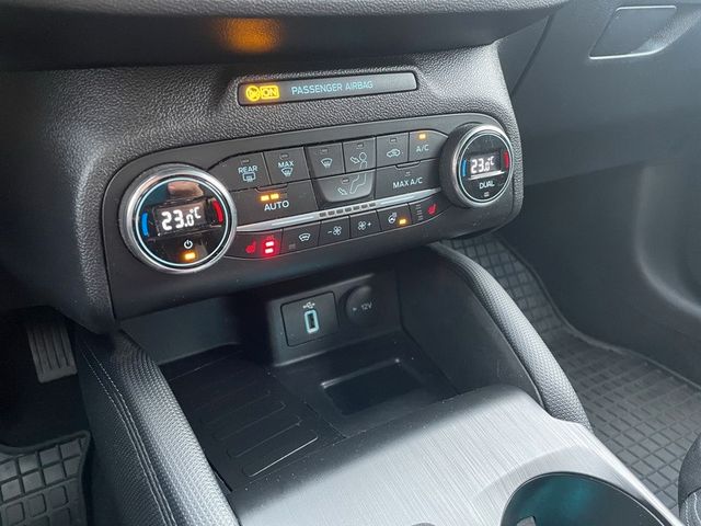 Ford Focus Turnier 1.5 Active X *AHK*ACC*BLIS*CAM*HUD