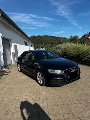 Audi A3 1.4 TFSI cod ultra S tronic S line S line