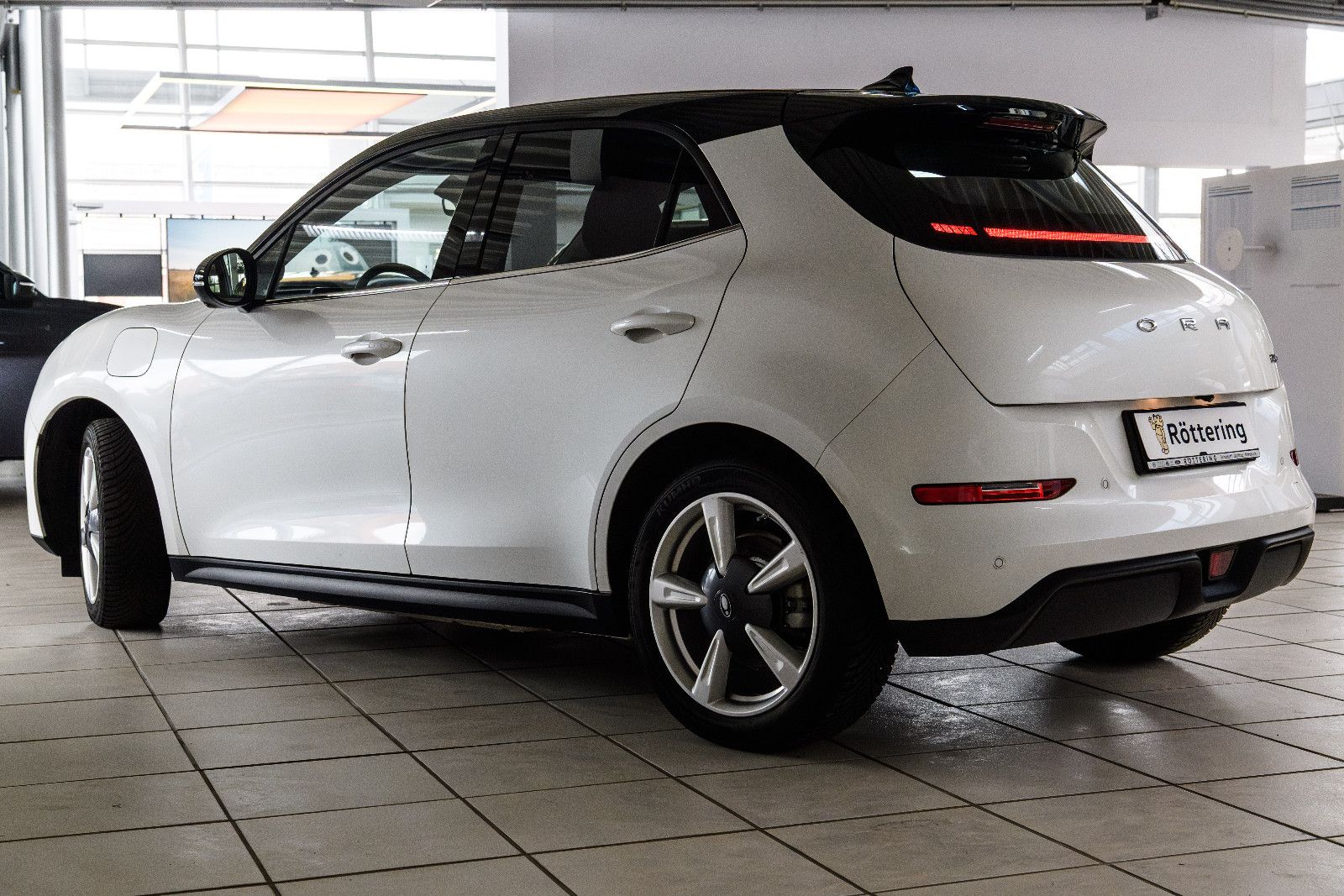 Fahrzeugabbildung GWM Ora 03 400 Pro *Wäpu *Bicolor *Allwetter