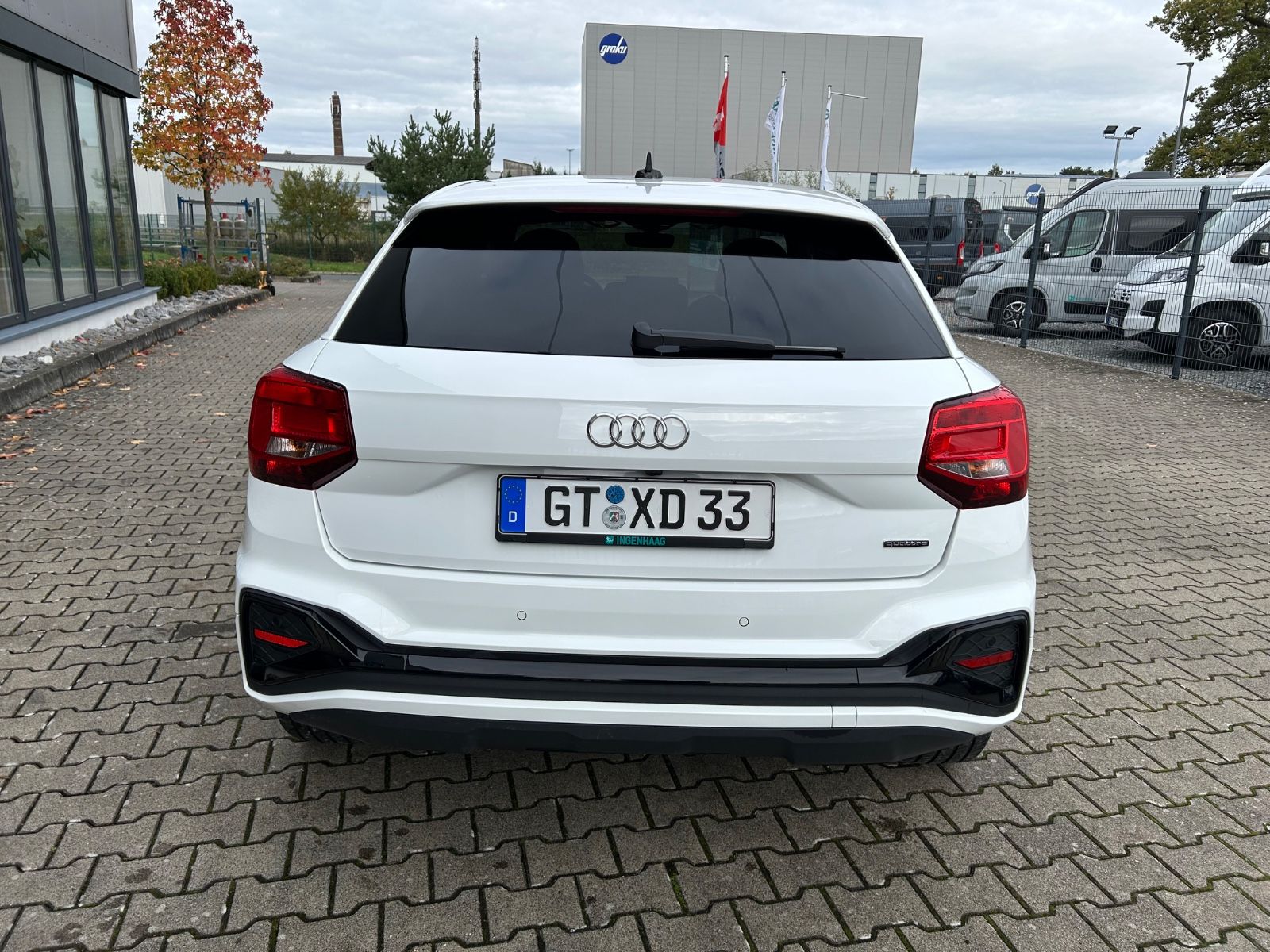 Fahrzeugabbildung Audi Q2 40 TFSI quattro S line