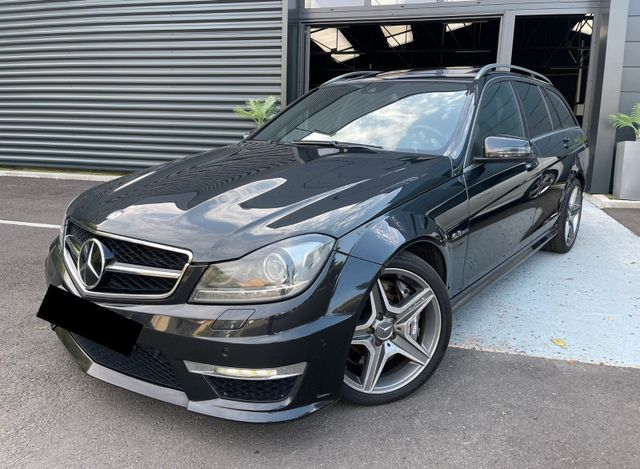 Mercedes-Benz C 63 AMG T *KAMERA*SHD*AMG-Sitze*