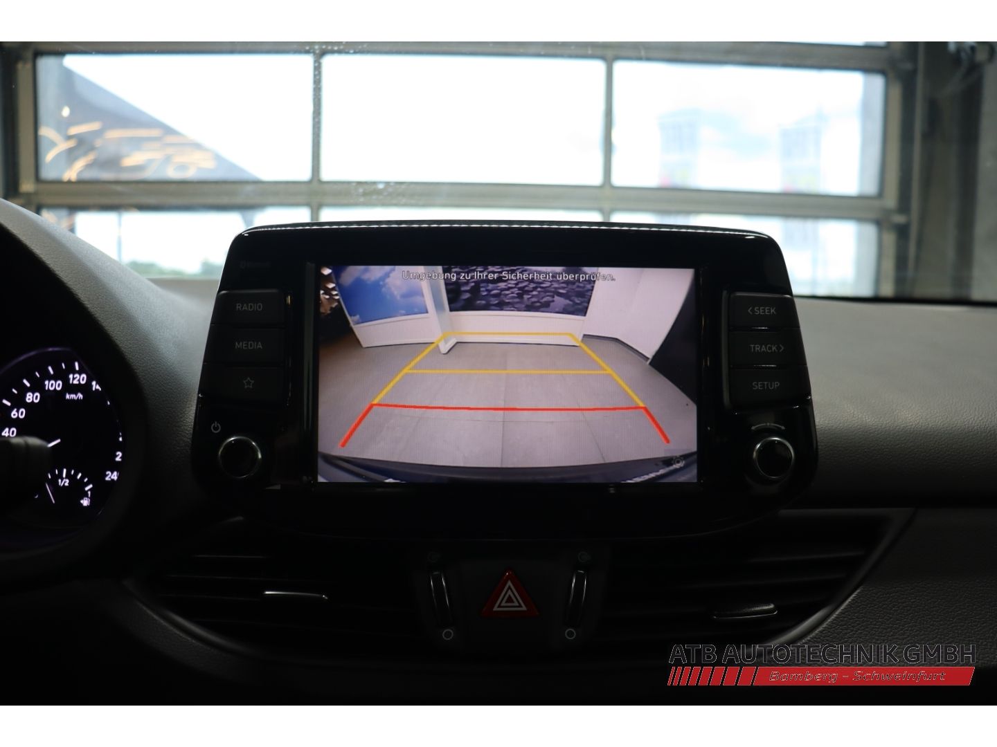 Fahrzeugabbildung Hyundai i30 Kombi Select 1.0 T-GDi 48V DCT Apple CarPlay
