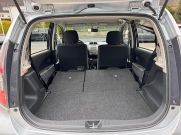 Daihatsu Sirion 1.3 4WD Klimaanlage 5-türig AUX