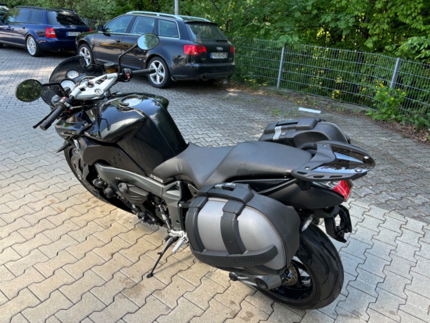 Fahrzeugabbildung BMW K 1300 R Seitenkoffer + Tankrucksack