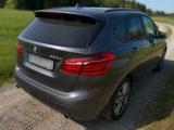 BMW 220d xDrive Sport Line | Leder | xDrive | Na - BMW 220 Active Tourer von privat