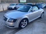 Audi TT Roadster 1.8 T 20V 225 CV cat quattro - Audi TT aus 2000: Roadster